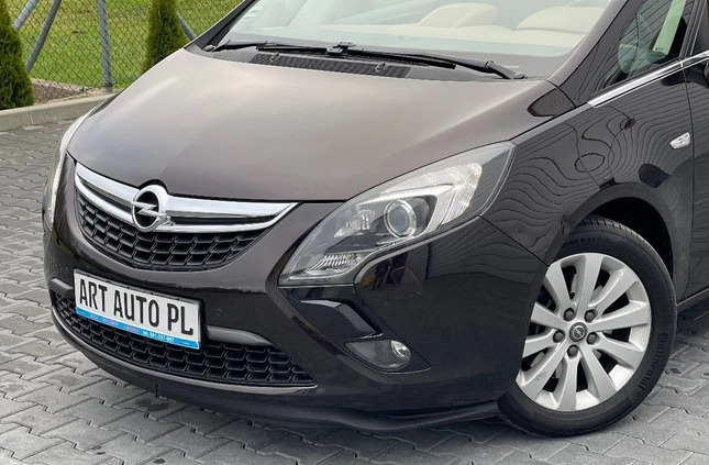 Opel Zafira cena 36997 przebieg: 219000, rok produkcji 2012 z Kozienice małe 667